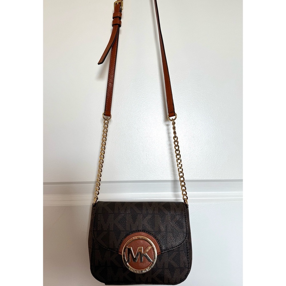 SOLD - Michael Kors Fulton Signature Small Crossbody Bag